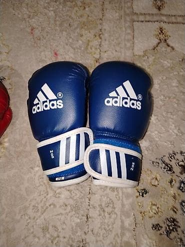 муай тай шорты: Детские боксёрские перчатки adidas, синие, вес 2 oz. - Бренд: adidas — 3