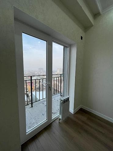 3 комнаты, 77 м²