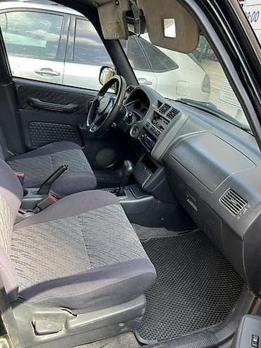 Toyota RAV4: 1999 г., 2 л, Автомат, Бензин, Кроссовер — 5
