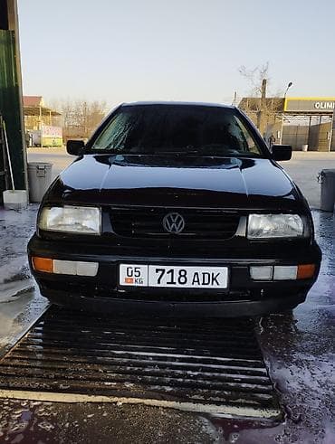 wolk: Volkswagen Vento: 1994 г., Механика, Бензин, Седан — 4