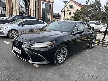 360: Lexus ES: 2018 г., 2.5 л, Автомат, Гибрид, Седан — 2