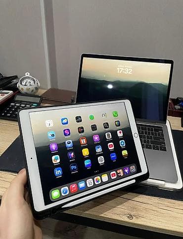 айпад аир 2: Планшет, Apple, память 64 ГБ, 10" - 11", Wi-Fi, Б/у, Детский цвет - Золотой — 1