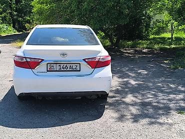 Транспорт: Toyota Camry: 2017 г., Седан — 3