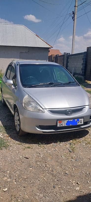 Продажа авто: Honda Fit: 2001 г., 1.3 л, Автомат, Бензин, Хэтчбэк — 2
