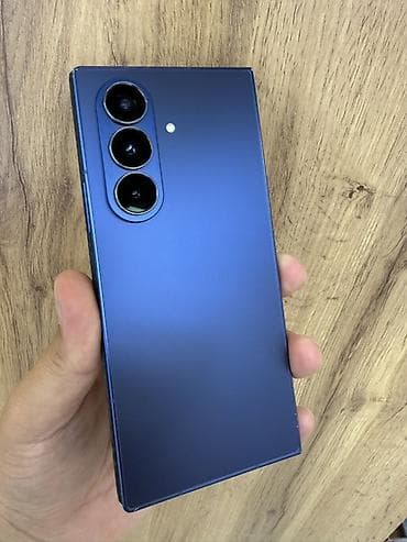 Samsung Galaxy Z Fold 7, Б/у, 256 ГБ, цвет - Синий, 1 SIM, eSIM