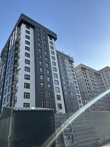 дом обмен на квартиру: 2 комнаты, 60 м² — 1