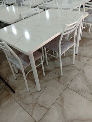 стол в гостиной со стульями: Кухонный стол и стул, Новый, Платная доставка — 13