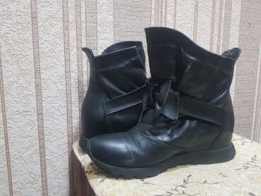 обувь для работы: Демисезонные сапоги 36 размер из натуральноц кожи. Удобная комфортная — 2