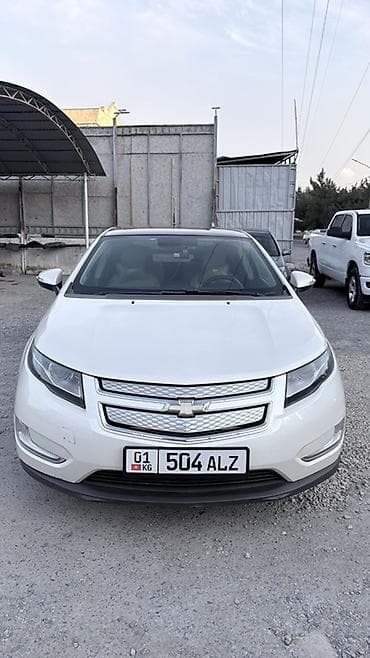 auto kg: Chevrolet Volt: 2012 г., 1.5 л, Автомат, Гибрид, Хэтчбэк — 3