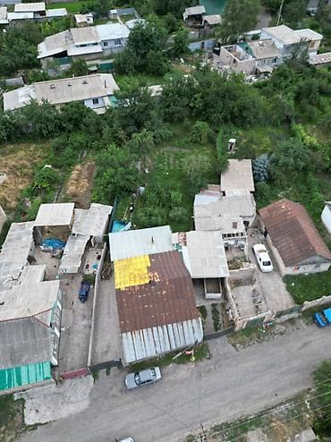 Дома: Срочно продаётся дом с большим участком в с. Таш-Добо. Цена: 148 000 — 2