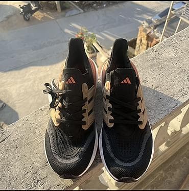 кроссовки оригинал 44 размер: Мужские кроссовки, 42, Adidas, Новый, цвет - Черный, Самовывоз — 1