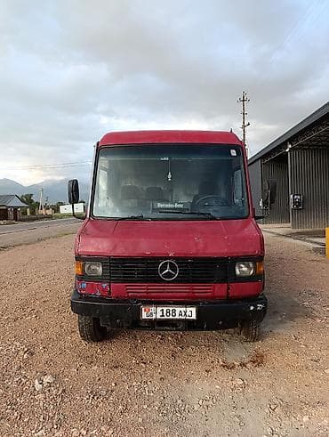 маз тонар: Грузовик, Mercedes-Benz, Стандарт, 6 т, Б/у — 4