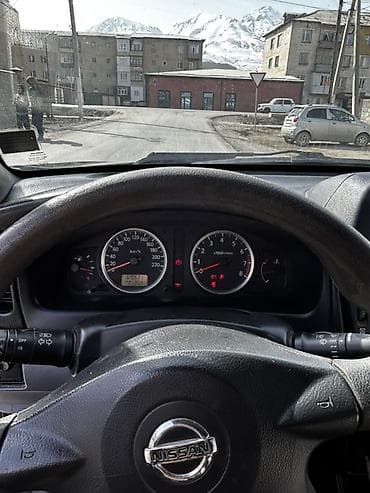 Nissan: Nissan Almera: 2004 г., Механика, Бензин, Седан — 10