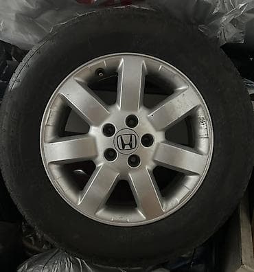185 70 13: Оригинальное колесо Honda в сборе: литой диск + шина. - Диск — 2