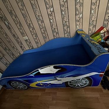 shoe rack: Детская мебель для мальчика: кровать-машина и стеллаж - Кровать в — 2