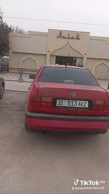 салон е46: Volkswagen Vento: 1992 г., Кол менен иштөөчү, Седан — 6