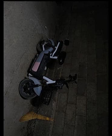 Электр транспорту: Электр самокат, Бөлүп төлөөсүз, Колдонулган — 5