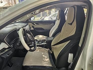 carplay android: Электромобиль кроссовер, белый кузов запас хода 520 сос хорошое - — 3