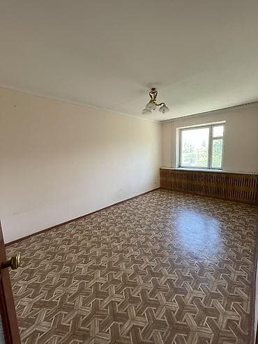 Продажа квартир: 2 комнаты, 65 м², 3 этаж, Старый ремонт — 3