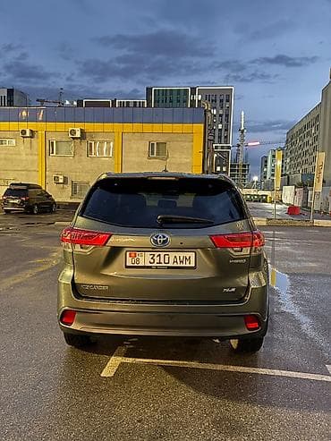 carplay android: Toyota Highlander: 2018 г., 3.5 л, Гибрид, Кроссовер — 6