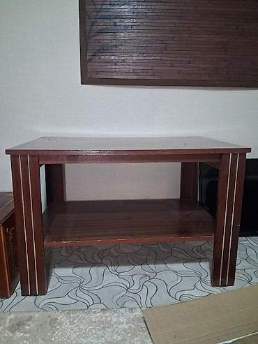 сервант стол: Тумба для вещей и одежды, Б/у, Без зеркала, Дерево, цвет - Коричневый — 2