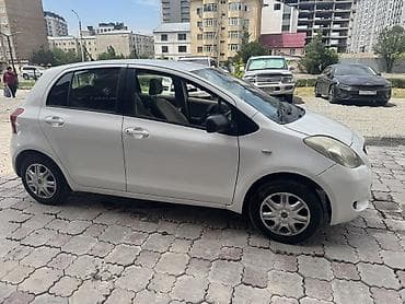 Продажа авто: Toyota Vitz: 2006 г., 1 л, Автомат, Бензин, Хэтчбэк — 5