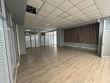 азия магазин: Аренда офисов, 100 м², В бизнес центре, 1 линия — 2