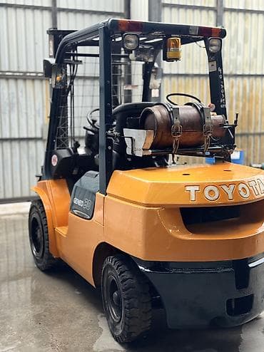 выхлоп на 124: Погрузчик, Toyota, Вилочный — 6