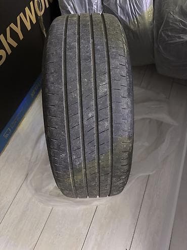 Шины: Шины 215 / 55 / R 17, Лето, Б/у, Комплект, Bridgestone — 2