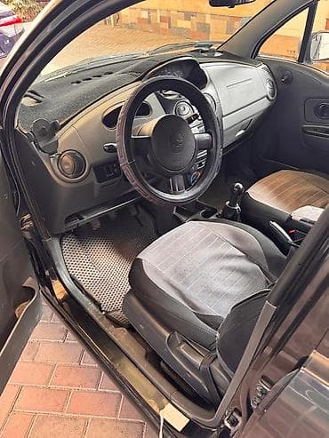 мега авто: Chevrolet Matiz: 2009 г., 0.8 л, Ручные, Бензин, Хэтчбэк — 2