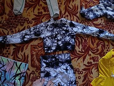 Жеке буюмдар: Спортивный комплект для женщин из эластичного трикотажа: укороченный — 1
