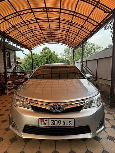 калдина 1 8: Toyota Camry: 2012 г., 2.5 л, Автомат, Гибрид, Седан — 5