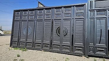 Стальные уличные ворота распашного типа. - Материал: металл (сталь)