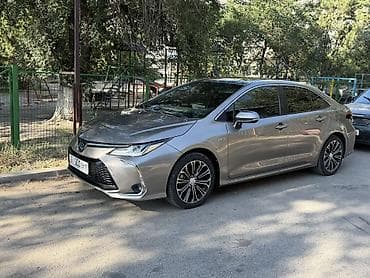 8: Toyota Corolla: 2021 г., 1.8 л, Вариатор, Гибрид, Седан — 2