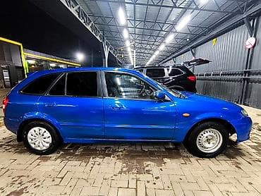 mazda 3: Mazda 323: 2001 г., 1.6 л, Механика, Бензин, Хэтчбэк — 6