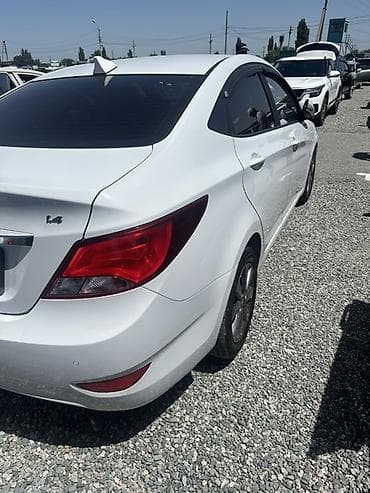 e2 byd: Hyundai Accent: 2019 г., 1.4 л, Автомат, Бензин, Седан — 3