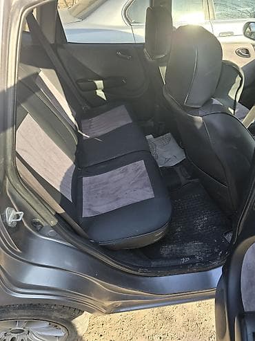 срочно продаю машину бишкек: Honda Fit: 2004 г., 1.3 л, Автомат, Бензин, Хэтчбэк — 5