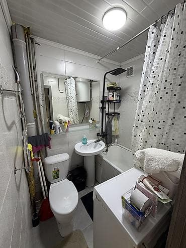 🏡 Продаётся 2-комнатная квартира в 8 микрорайоне! 📍 Локация: 8 — 8