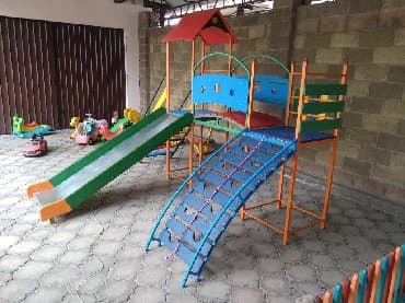 качеля для дома: Детские горки! С мостиком, башенками и скалодром!!! Надёжные — 5