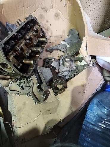 Двигатели, моторы и ГБЦ: ГБЦ Mitsubishi 2001 г., 3.5 л, Б/у, Оригинал, Япония — 3