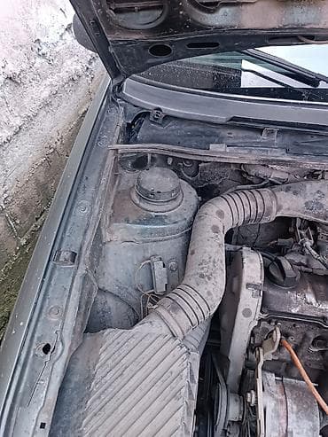 армения обмен: Volkswagen Passat Variant: 1989 г., Универсал — 7