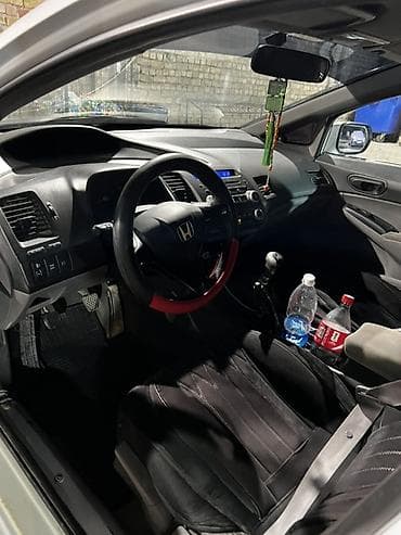 8: Honda Civic: 2008 г., 1.8 л, Механика, Бензин, Седан — 6