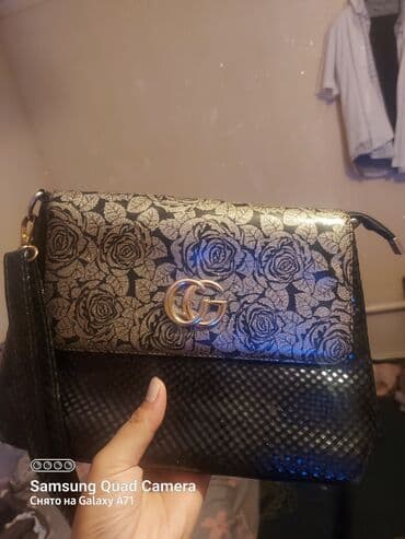 Атайын кийим: Срочно продаюСумочку — 2