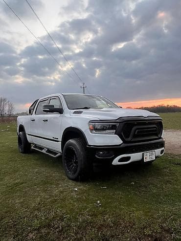 Унаа сатуу: Dodge Ram: 2020 г., 5.7 л, Автомат, Бензин, Пикап — 3