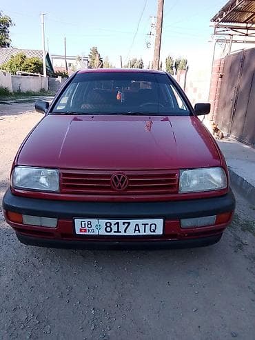 kia sephia: Volkswagen Vento: 1992 г., 1.8 л, Механика, Бензин, Седан — 1