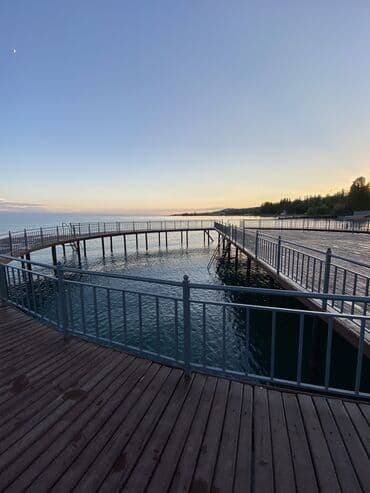 куплю дом иссык куль: Квартира, Novel hotel Детская площадка, Парковка, стоянка, Охраняемая территория — 16