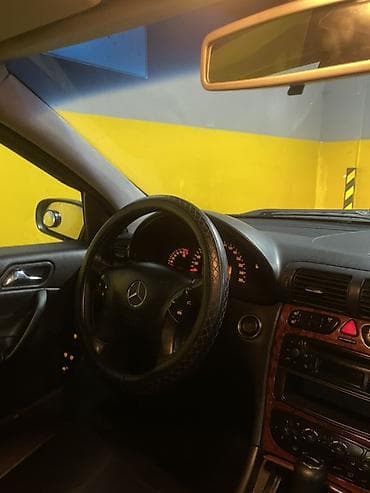 a class: Mercedes-Benz C-Class: 2003 г., 2 л, Автомат, Бензин, Седан — 7