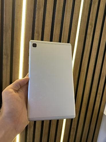 Планшеты: Планшет, Samsung, 10" - 11", Wi-Fi, Б/у, Классический цвет - Серебристый — 2