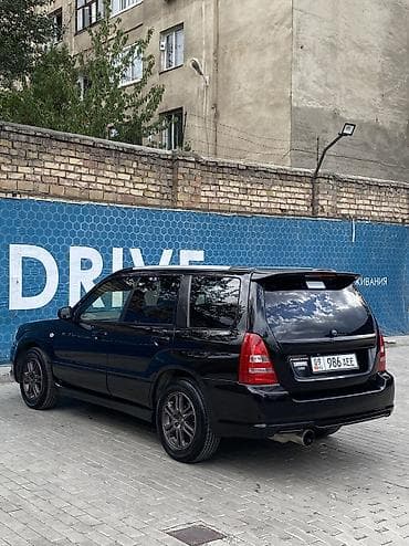 Subaru Forester: 2004 г., 2 л, Автомат, Бензин, Хэтчбэк — 4