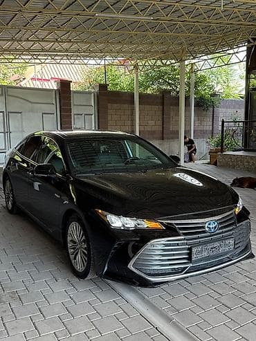Toyota Avalon: 2019 г., 2.5 л, Вариатор, Гибрид, Седан